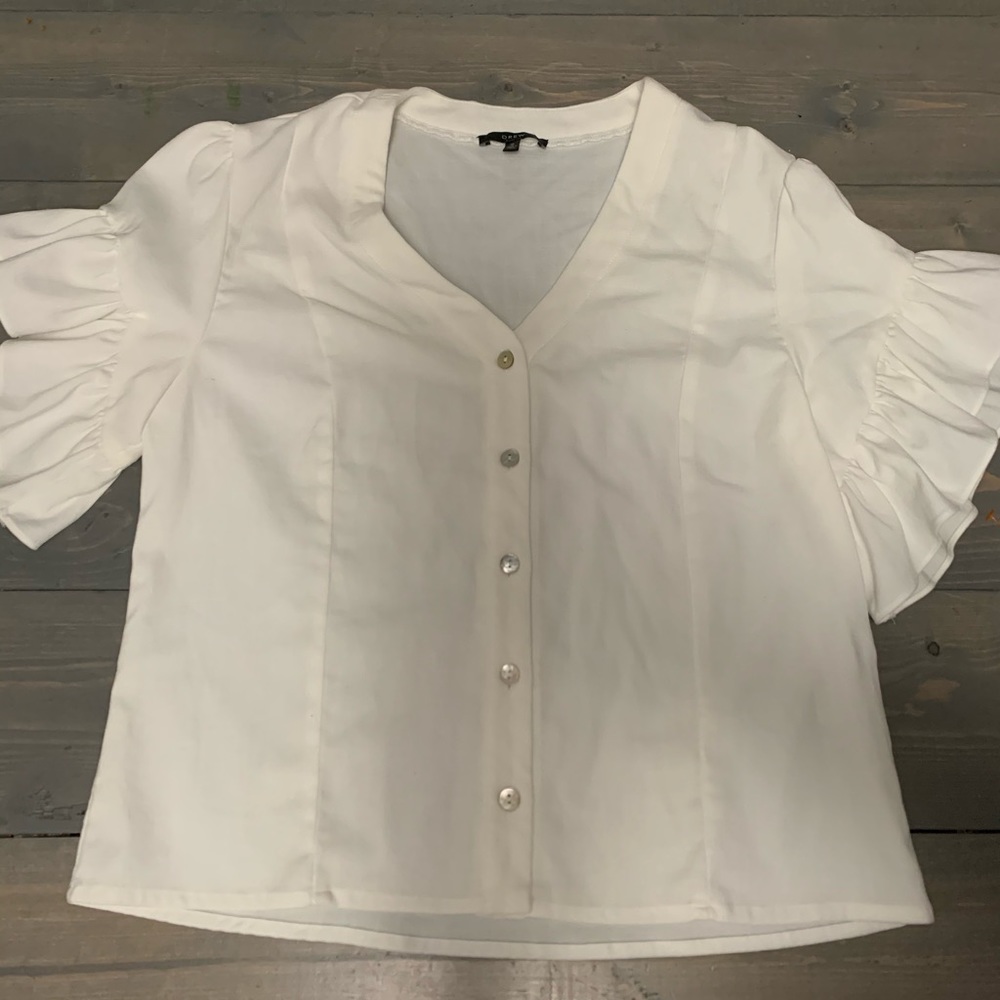 NWOT Anthropologie Drew Ruffle Sleeve Blouse | White Button Front | Size M
